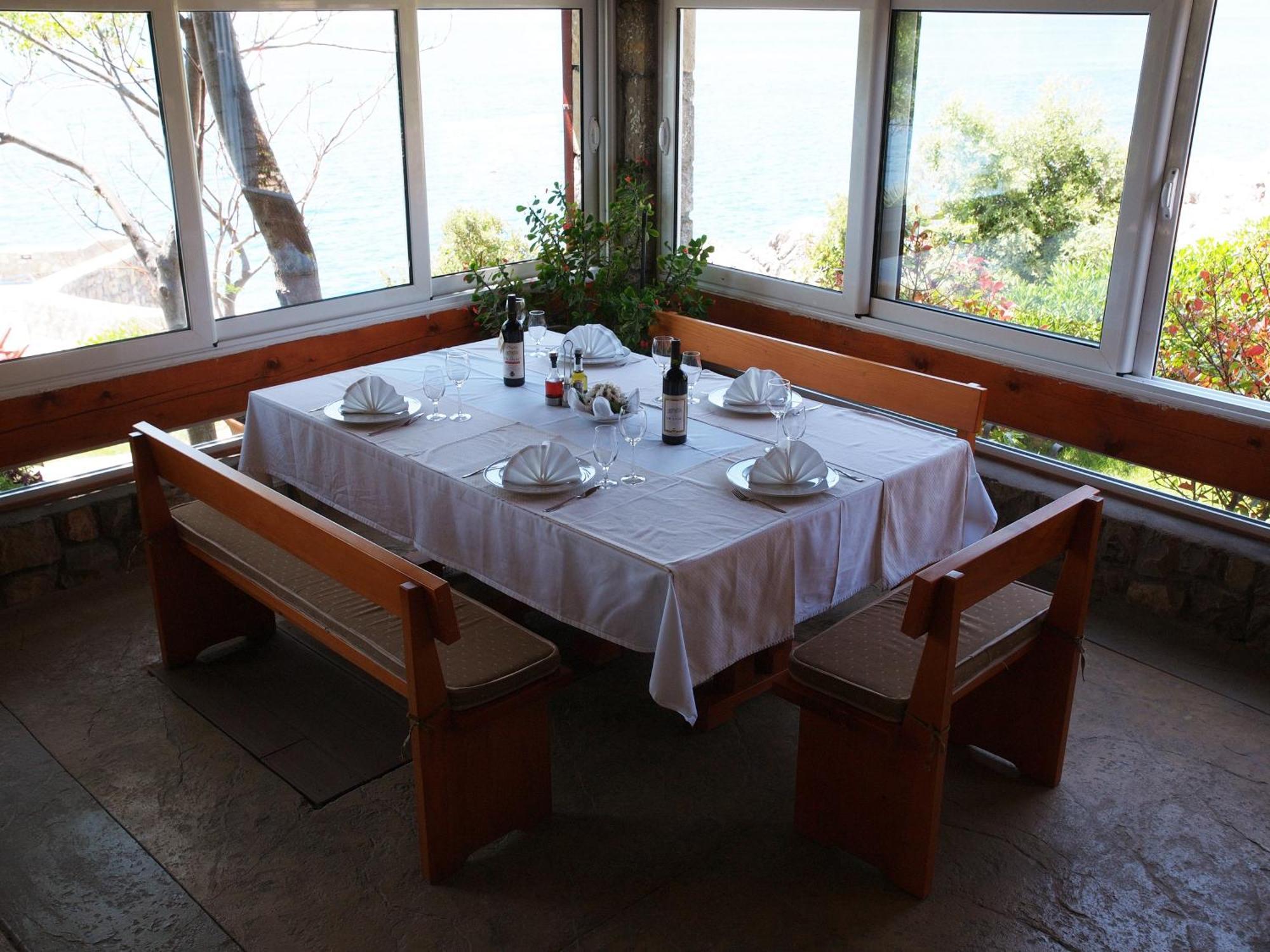 Hotel R Utjeha Εξωτερικό φωτογραφία