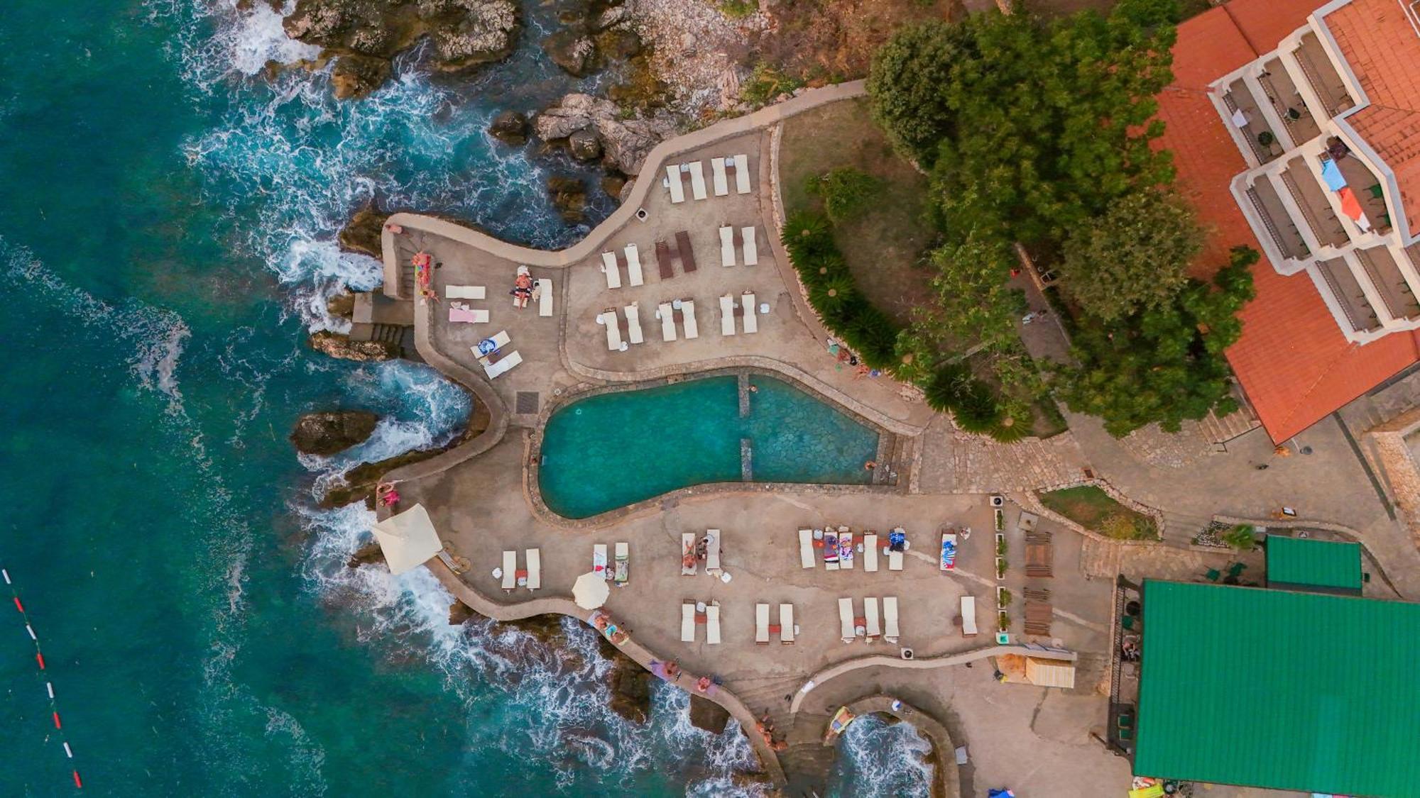 Hotel R Utjeha Εξωτερικό φωτογραφία