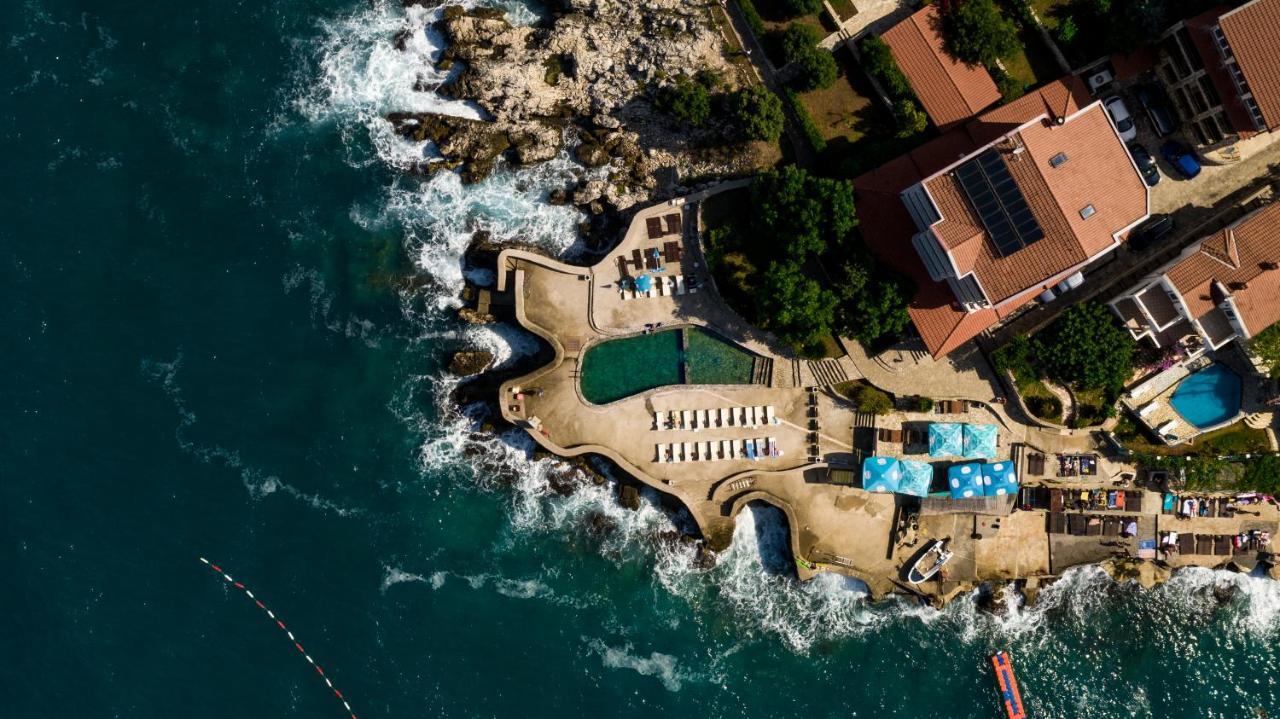 Hotel R Utjeha Εξωτερικό φωτογραφία